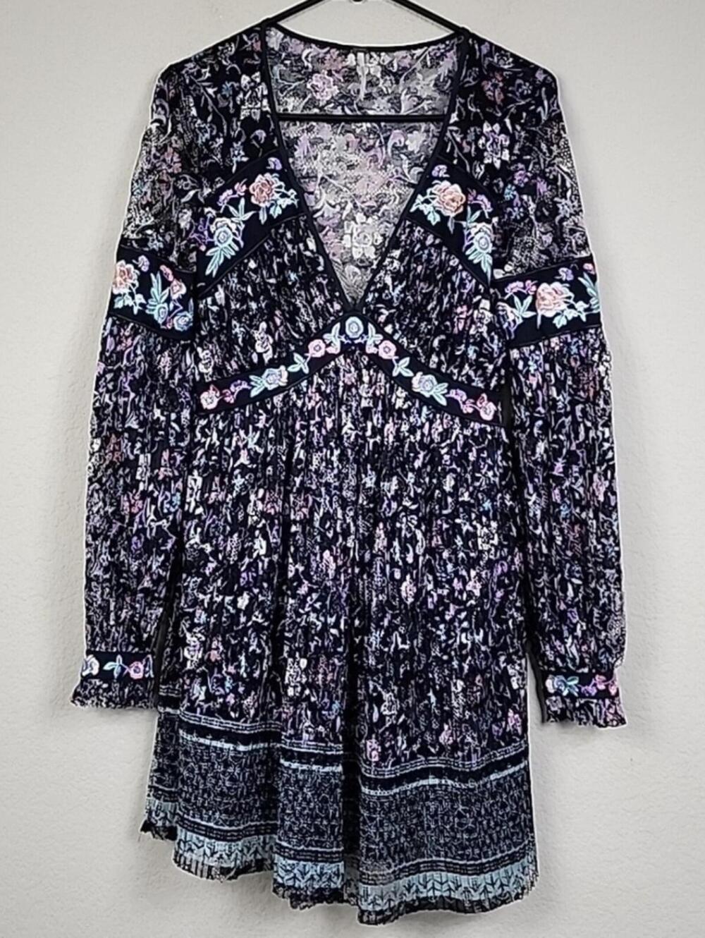 Free People Multicolor Embroidered Size 6 Dress